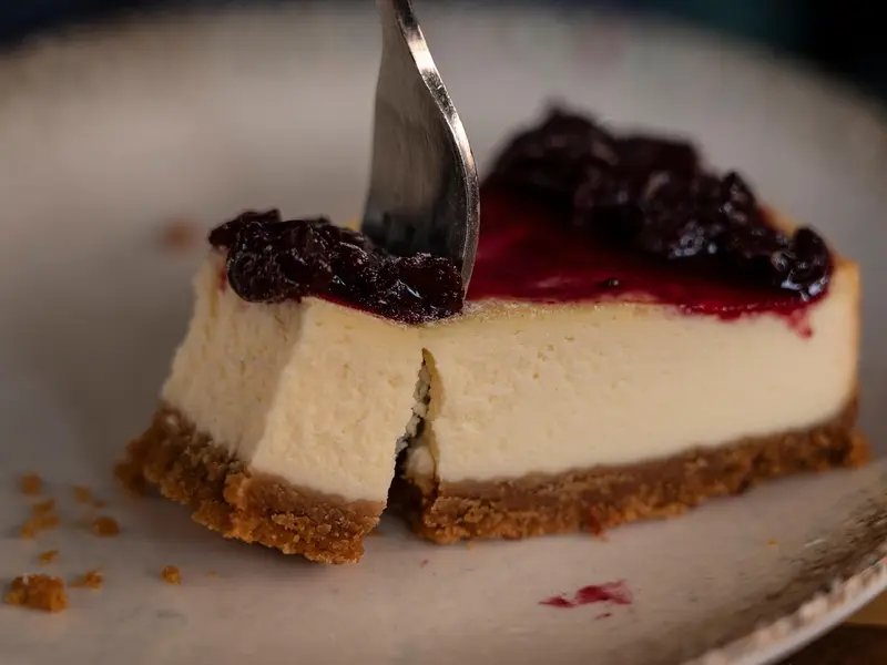 Porción de tarta de queso